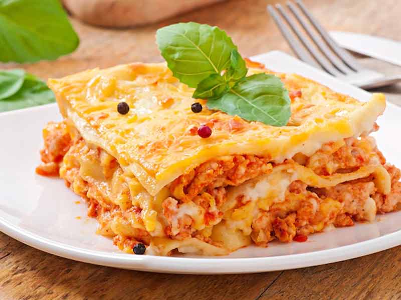Italian meat lasagna 