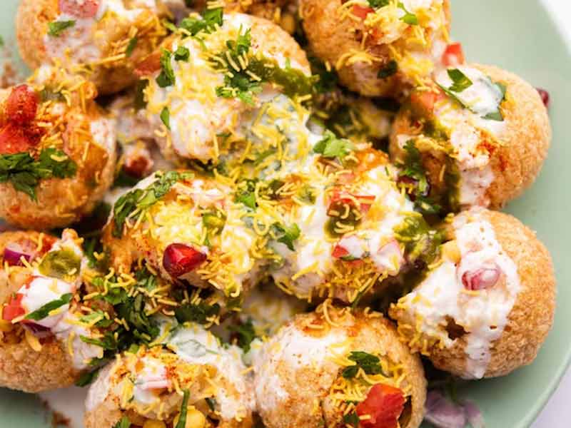 Dahi Vada continued to be a popular street food snack