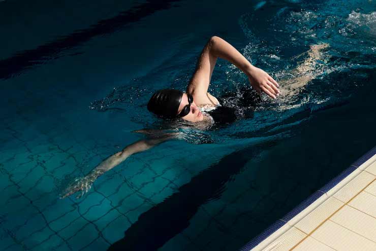 Swimming for losing weight - Low-impact exercise