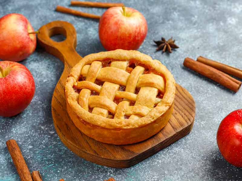 History of the American Apple Pie dessert