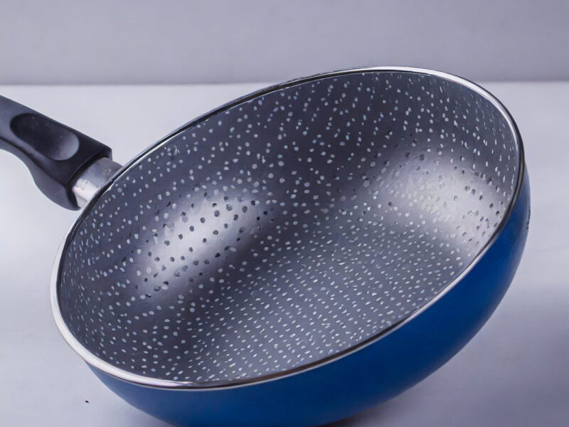 Revolutionize Your Cooking with Non-Stick Cookware: Say Goodbye to Sticky Messes!
