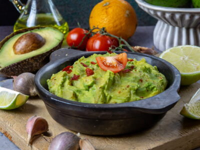 Perfect Homemade Guacamole Recipe for 2 people